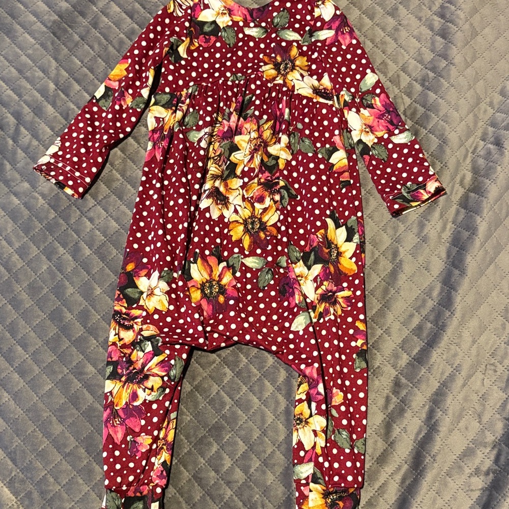 Macy Kate boutique- long sleeve romper